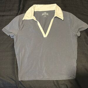 Size small form fitting cropped t-shirt
